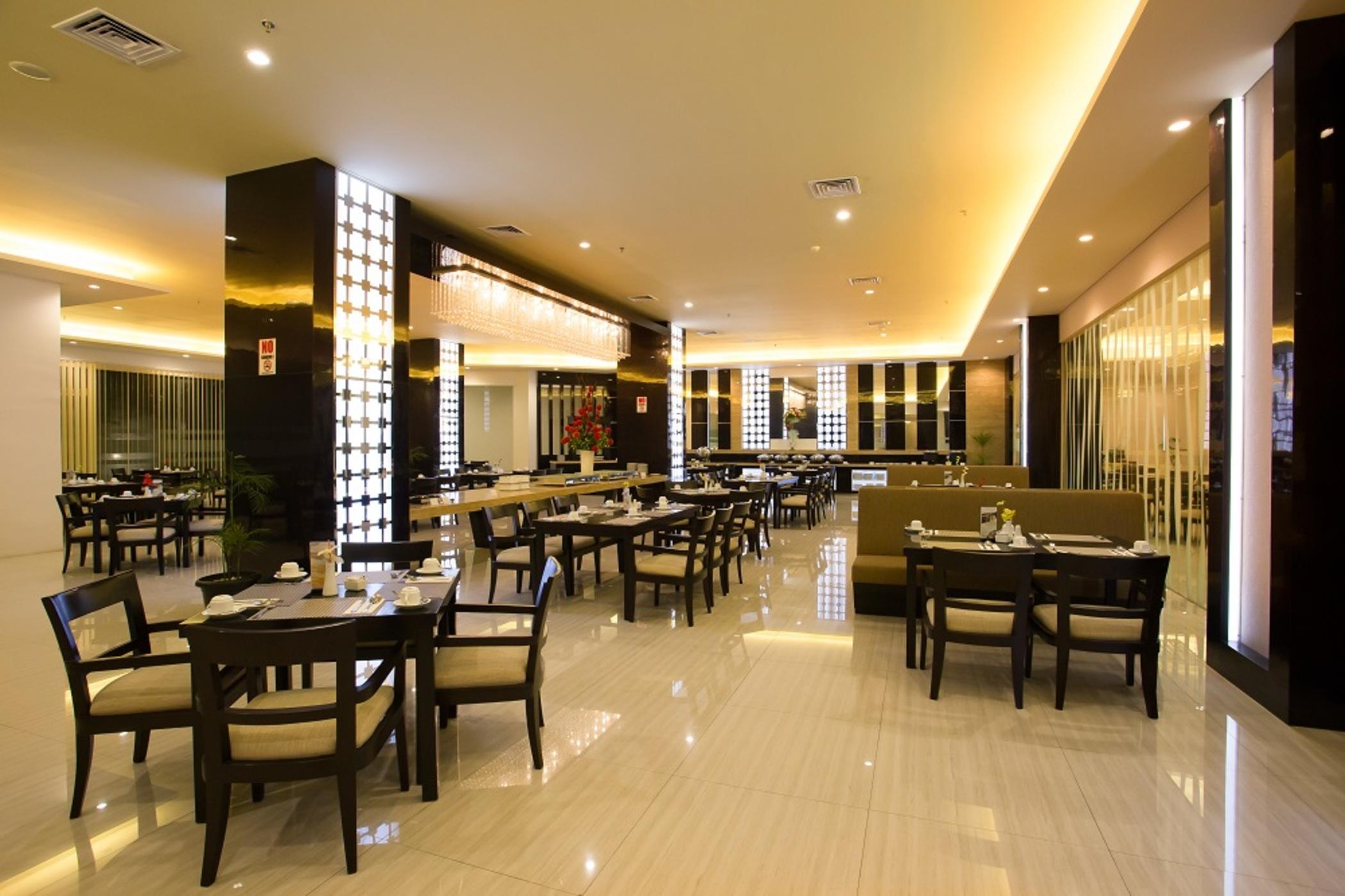 Golden Palace Hotel Lombok Mataram Exterior foto